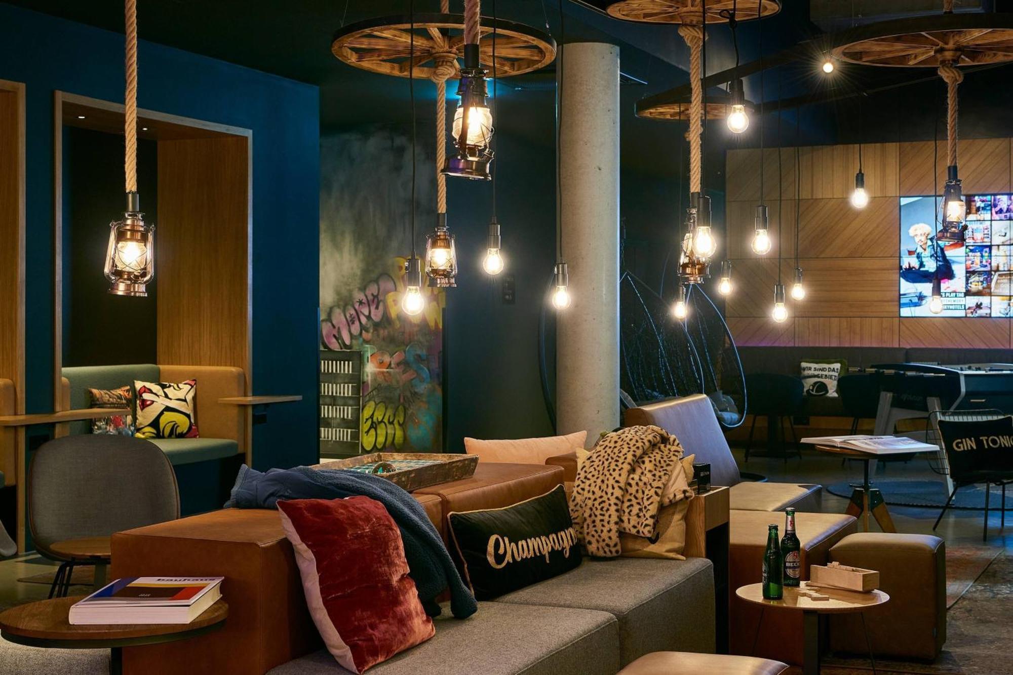 Moxy Essen City Ngoại thất bức ảnh